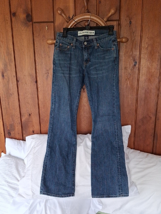 GAP Denim - GAP Size 2R Low Rise Boot Cut Stretch Dark Wash Jeans